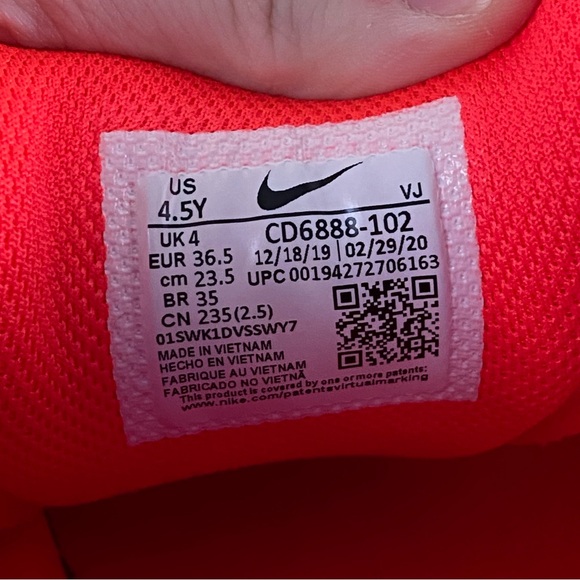 Nike React Vision Sneakers - Picture 4 of 5